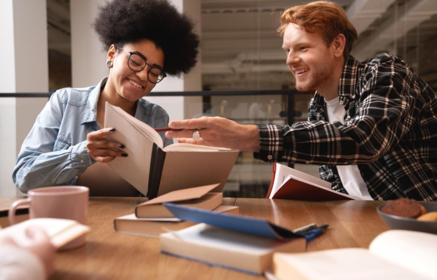Espacio de trabajo colaborativo donde desarrollamos estrategias empresariales personalizadas